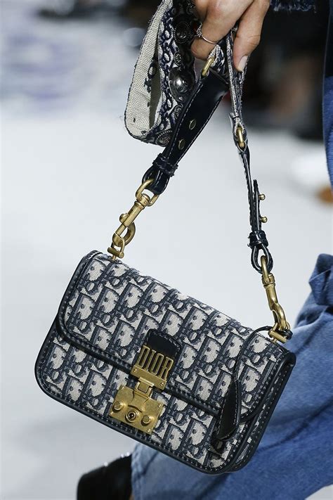 christian dior summer bags.